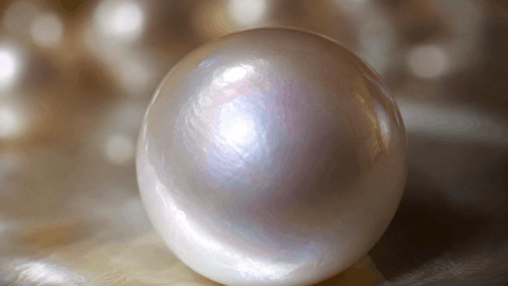 01. What Real Pearls Look and Feel Like