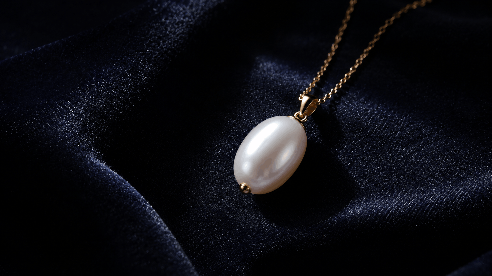 04. Oval Pearls — An Elegant and Elongating
